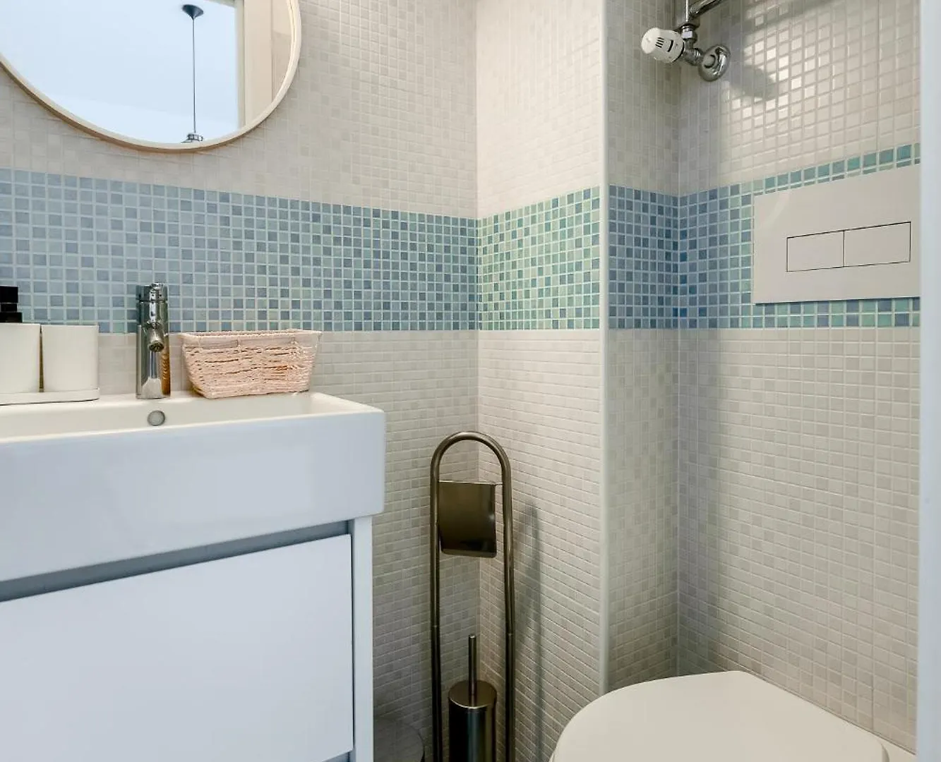 Favola House Isola Apartment Milan Italy