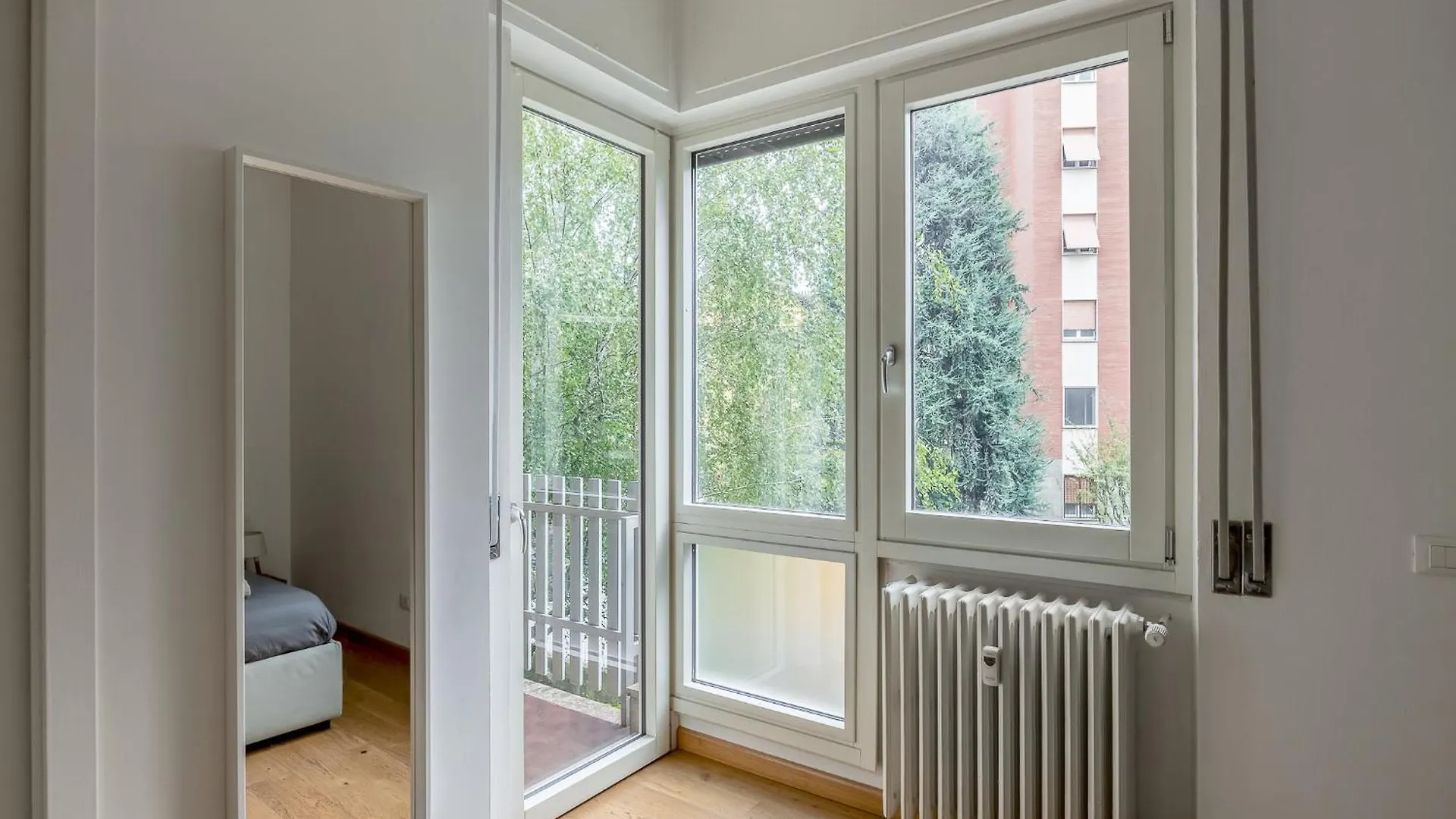 Favola House Isola Apartment Milan