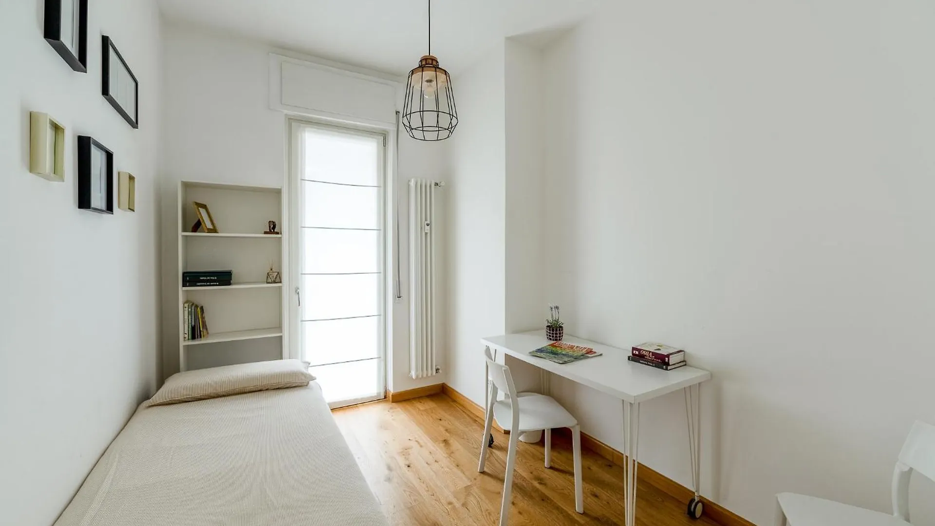 Favola House Isola Apartment Milan 0*,