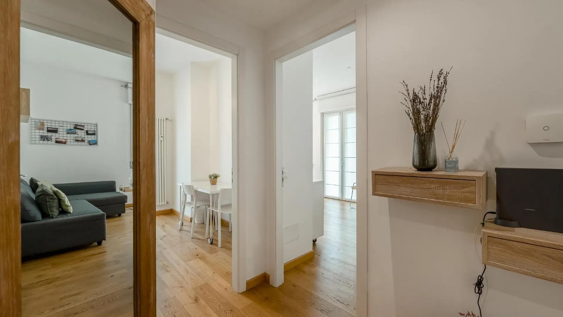 Favola House Isola Apartment Milan 0*,  Italy