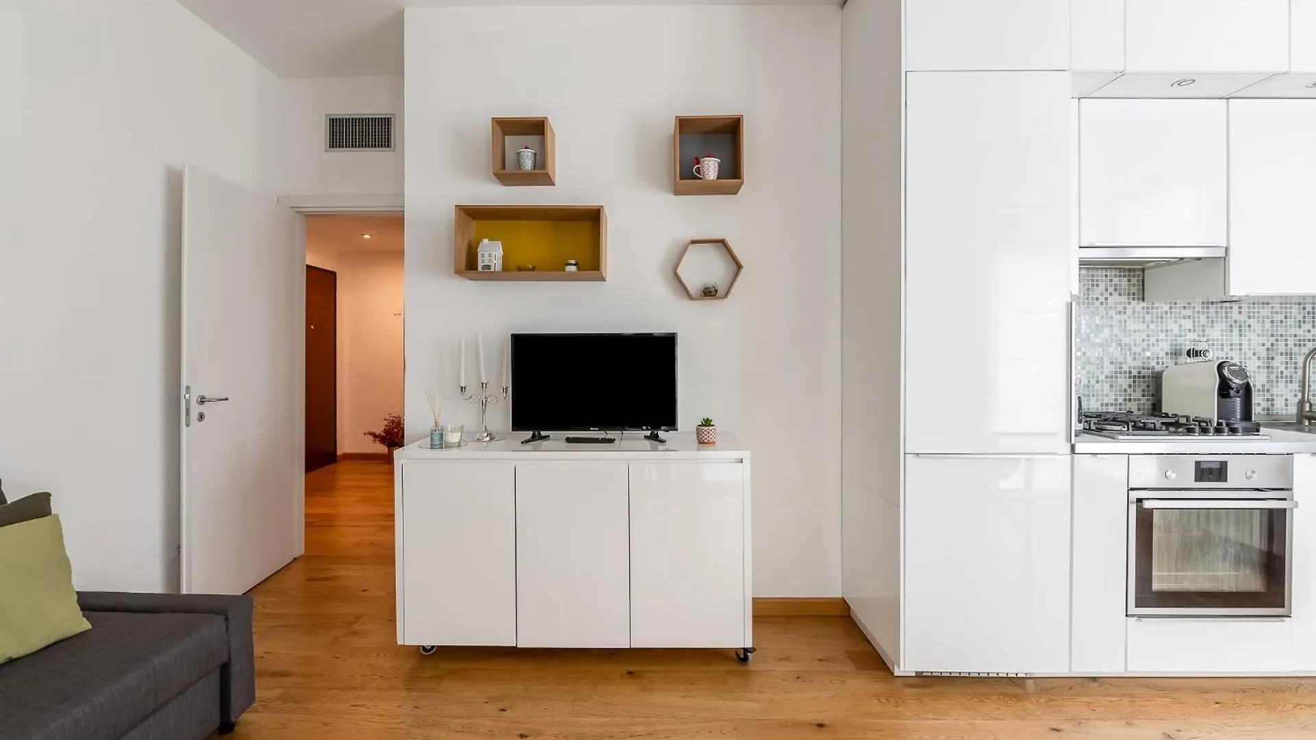 Favola House Isola Apartment Milan