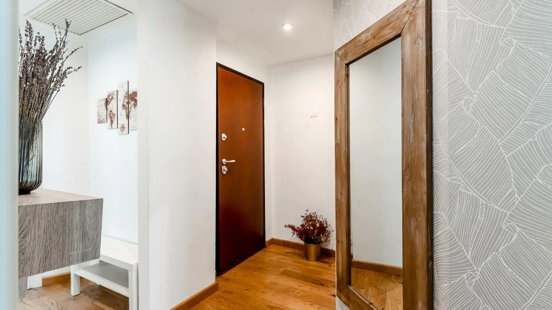 Favola House Isola Apartment Milan