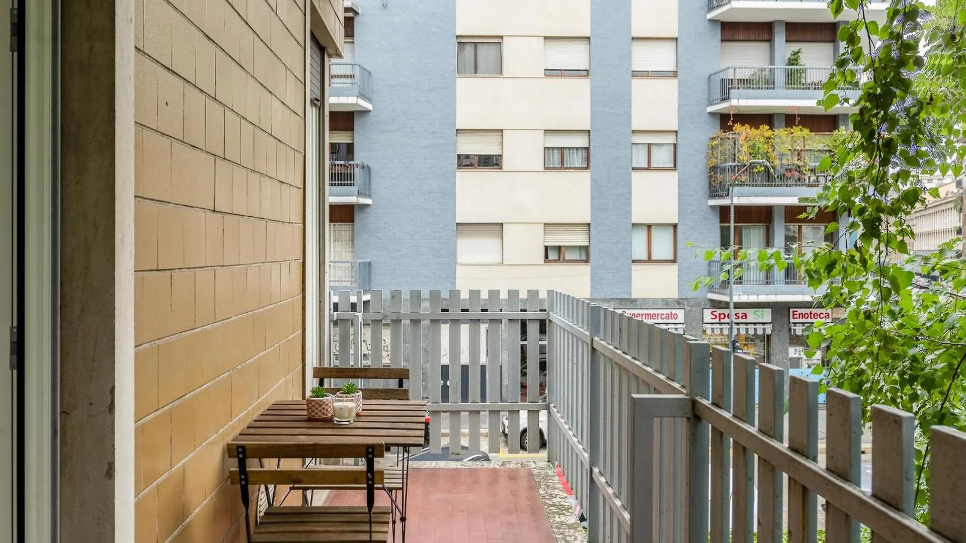 Favola House Isola Apartment Milan Italy