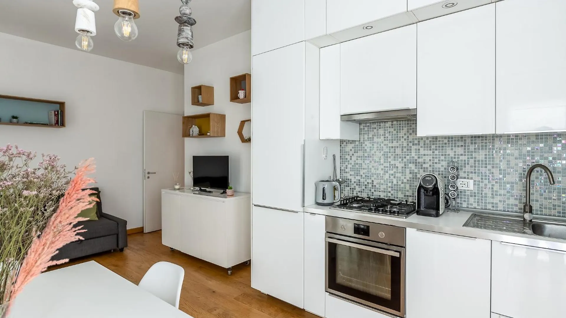 Favola House Isola Apartment Milan